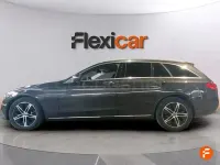 Usado Mercedes C200 160 CV (117 kW) 2021 Gris / plata Familiar