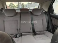 Usado Citroën Xsara Exclusive 90 CV (66 kW) 2003 Gris / plata Berlina