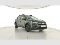 Usado Dacia Sandero Extreme 101 CV (74 kW) 2025 Verde Utilitario