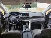 Usado Peugeot 5008 Allure 130 CV (95 kW) 2019 Azul SUV