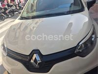 Usado Renault Captur Zen 90 CV (66 kW) 2013 Beige SUV