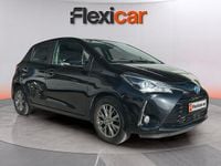 Usado Toyota Yaris Hybrid Active 100 CV (73 kW) 2019 Negro Utilitario