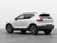 Usado Volvo XC40 Plus 163 CV (119 kW) 2025 Blanco SUV