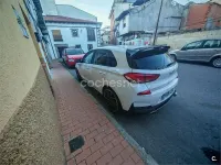 Usado Hyundai i30 140 CV (102 kW) 2020 Blanco Berlina
