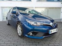 Usado Toyota Auris Hybrid Advance 136 CV (100 kW) 2017 Azul Berlina