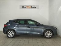 Usado Seat Leon Style 130 CV (95 kW) 2024 Gris Berlina