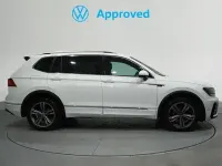 Usado VW Tiguan Sportline 200 CV (147 kW) 2021 Blanco SUV