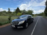 Usado Opel Insignia Edition 130 CV (95 kW) 2010 Negro Berlina