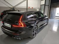 Usado Volvo V60 R-Design 190 CV (139 kW) 2019 Negro Familiar