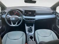 Usado Seat Ibiza 115 CV (84 kW) 2024 Gris Utilitario