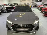 Usado Audi RS6 600 CV (441 kW) 2020 Gris / plata Familiar