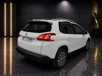 Usado Peugeot 2008 Active 92 CV (67 kW) 2013 Blanco SUV