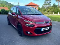 Usado Citroën C4 Picasso Live 130 CV (95 kW) 2016 Granate Monovolumen