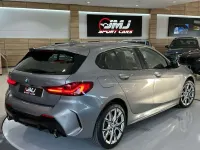 Usado BMW 120 M Sport 178 CV (130 kW) 2023 Gris Utilitario