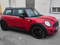 Usado Mini Cooper D 112 CV (82 kW) 2010 Rojo Utilitario