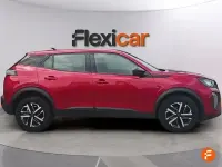 Usado Peugeot 2008 Active 100 CV (73 kW) 2023 Rojo SUV