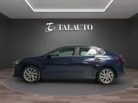 Usado Hyundai i30 119 CV (87 kW) 2019 Azul