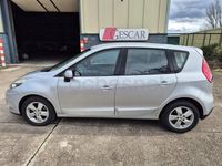 Usado Renault Scénic III Dynamique 110 CV (80 kW) 2011 Gris / plata Monovolumen