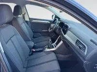 Usado VW T-Roc 110 CV (80 kW) 2023 Gris SUV