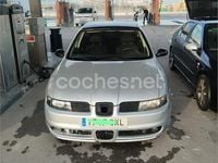Usado Seat Leon Sport 150 CV (110 kW) 2003 Gris / plata Utilitario