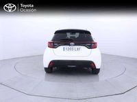 Usado Toyota Yaris Hybrid Style 116 CV (85 kW) 2022 Blanco Utilitario