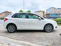 Usado Citroën C4 Tonic 114 CV (83 kW) 2013 Blanco Berlina