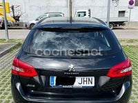Usado Peugeot 308 SW Allure 130 CV (95 kW) 2015 Negro Familiar