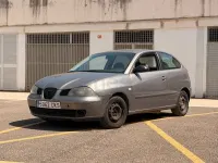 Usado Seat Ibiza 75 CV (55 kW) 2004 Gris / plata Utilitario