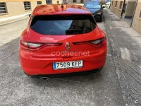 Usado Renault Mégane Zen 110 CV (80 kW) 2017 Rojo Berlina