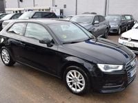 Usado Audi A3 Ambiente 105 HP (77 kW) 2014 Preto Citadino