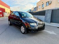 Usado Skoda Fabia 64 CV (47 kW) 2006 Negro Berlina