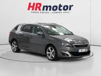 Usado Peugeot 308 Allure 131 CV (96 kW) 2017 Negro Utilitario