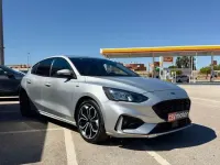Używany Ford Focus ST-Line X 125 KM (91 kW) 2022 Szary Sedan/Limuzyna