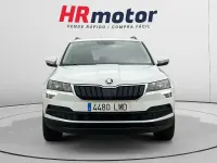 Usado Skoda Karoq Ambition 150 CV (110 kW) 2022 Blanco SUV