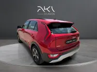 Usado Kia Niro 129 CV (94 kW) 2025 Gris / plata SUV