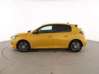 Usado Peugeot 208 Active 101 CV (74 kW) 2021 Amarillo Utilitario