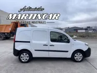 Usado Renault Kangoo 95 CV (69 kW) 2021 Gris Monovolumen
