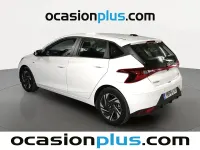 Usado Hyundai i20 100 CV (73 kW) 2022 Blanco Utilitario