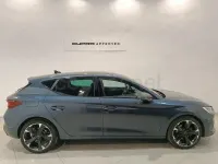 Usado Cupra Leon 150 CV (110 kW) 2023 Gris / plata Berlina