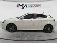 Usado Alfa Romeo Giulietta Veloce 140 CV (102 kW) 2013 Blanco Utilitario