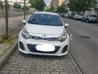 Usado Kia Rio 84 CV (61 kW) 2016 Blanco Utilitario