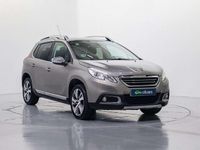 Usado Peugeot 2008 Allure 120 CV (88 kW) 2015 Gris SUV