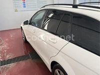 Usado Mercedes C180 120 CV (88 kW) 2015 Blanco Familiar