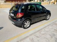 Usado Fiat Sedici Emotion 120 CV (88 kW) 2008 Negro SUV