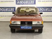 Usado Peugeot 604 GTi 155 CV (114 kW) 1981 Marrón Berlina