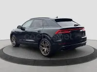 Usado Audi Q8 Ambiente 286 CV (210 kW) 2024 Verde SUV