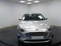Usado Ford Focus Trend 125 CV (91 kW) 2021 Gris / plata Berlina