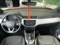 Usado Seat Arona Ecomotive 116 CV (85 kW) 2019 Burdeos SUV