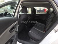 Käytetty Seat Leon Style Plus 110 HP (80 kW) 2017 Valkoinen Sedan