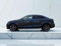 Usado Audi A3 Design 116 CV (85 kW) 2018 Gris Berlina